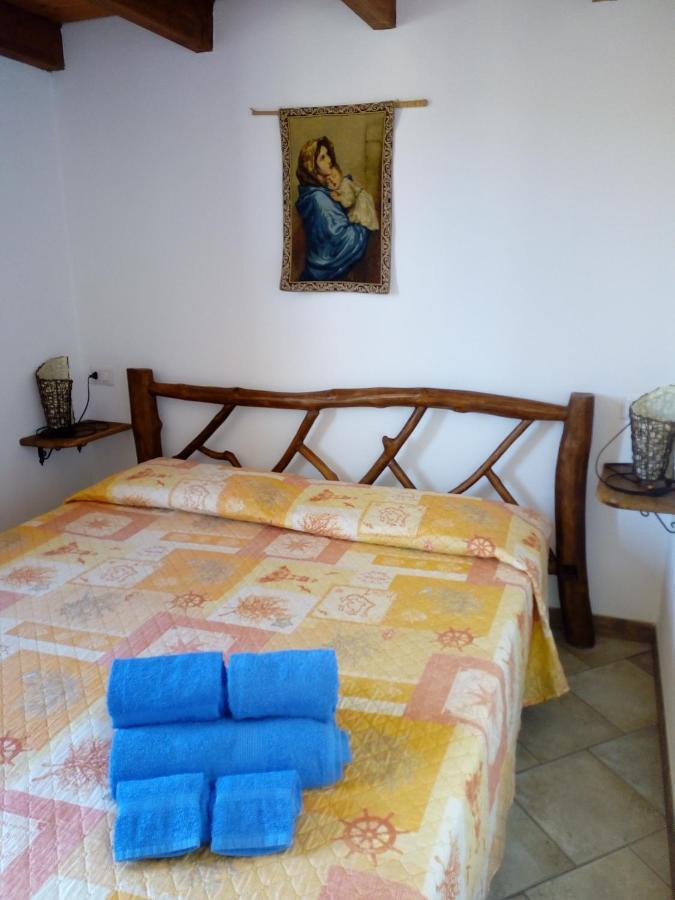 Brezza Di Mare Apartman Putzu Idu Kültér fotó