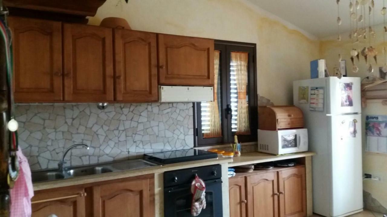 Brezza Di Mare Apartman Putzu Idu Kültér fotó